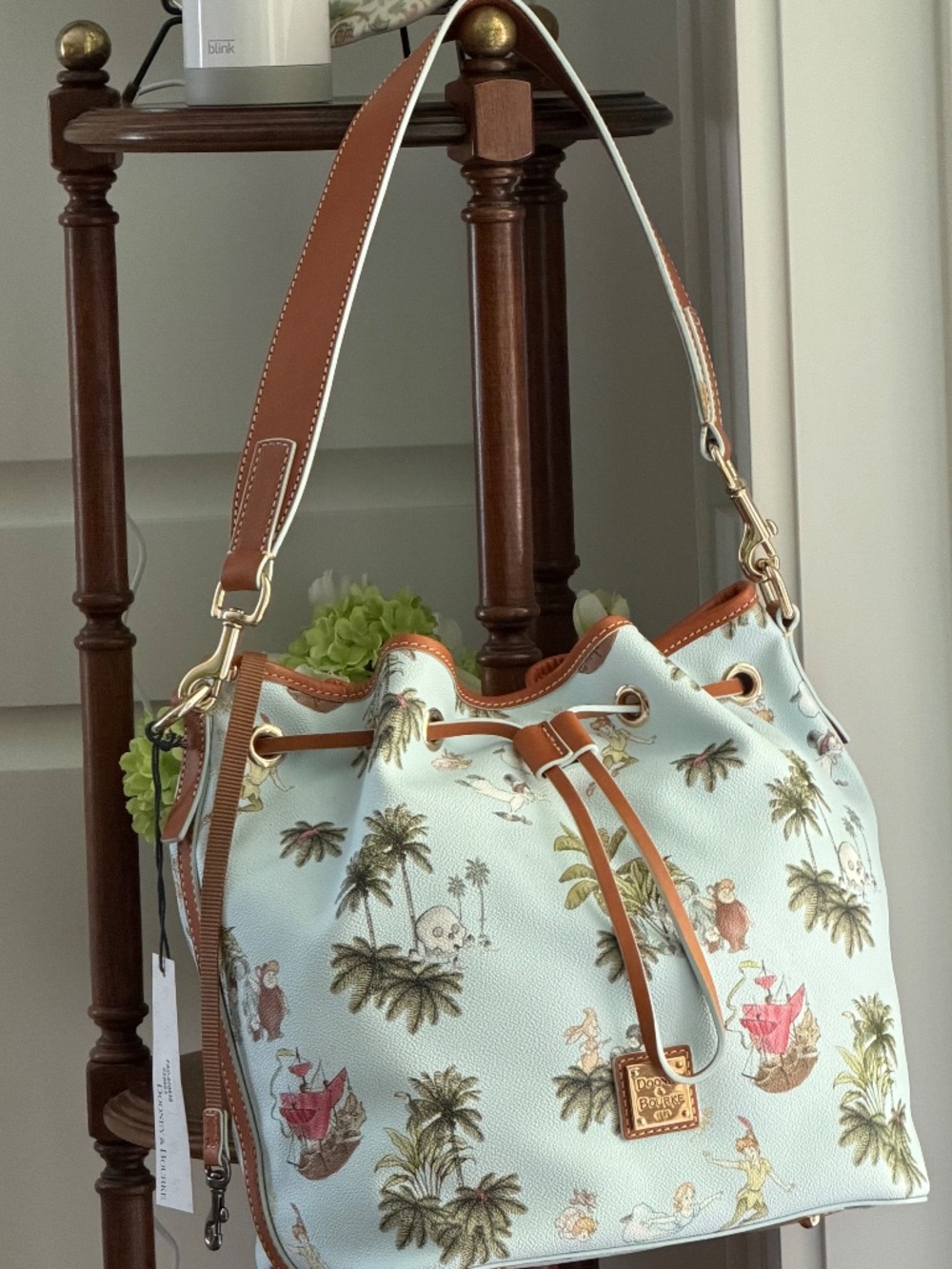 NWT Disney Parks Dooney & and Bourke Peter Pan Drawstring Shoulder Bag  2023 - Picture 7 of 16